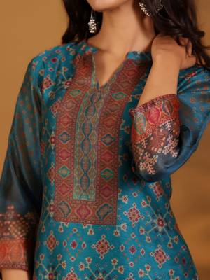 Women Ethnic Motifs Printed Regular Thread Work Chanderi Silk Kurta with Trousers & With Dupatta 3