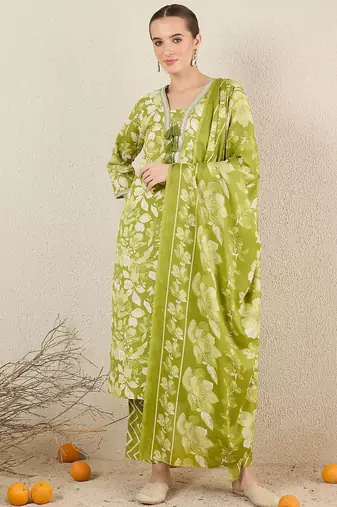 Women Floral Printed Kurta with Trousers & Dupatta