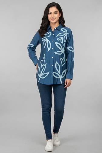 Blue leaf embroidered shirt