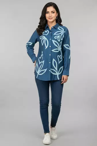 Blue leaf embroidered shirt