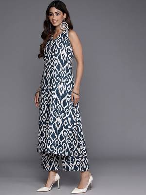 Navy Blue Ikat Printed Pure Cotton Sleeveless Kurta with Palazzo 4