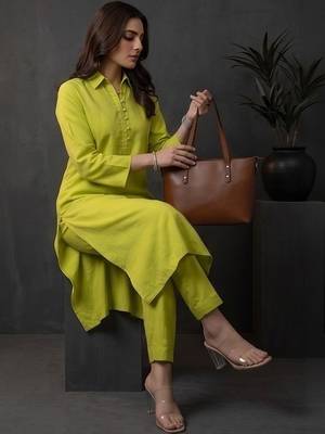 Women Regular Kurta with Trousers 2