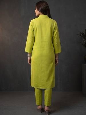 Women Regular Kurta with Trousers 6