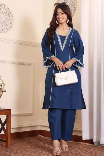 Women Embroidered Panelled Thread Work Kurta&Palazzos