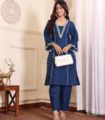 Women Embroidered Panelled Thread Work Kurta&Palazzos
