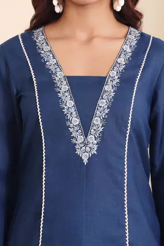 Women Embroidered Panelled Thread Work Kurta&Palazzos