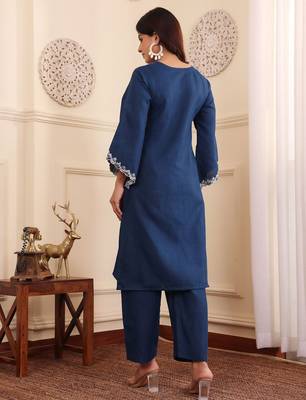 Women Embroidered Panelled Thread Work Kurta&Palazzos 5