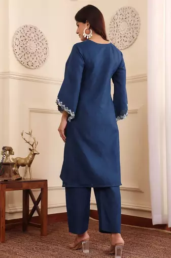 Women Embroidered Panelled Thread Work Kurta&Palazzos