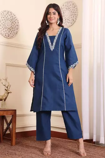 Women Embroidered Panelled Thread Work Kurta&Palazzos