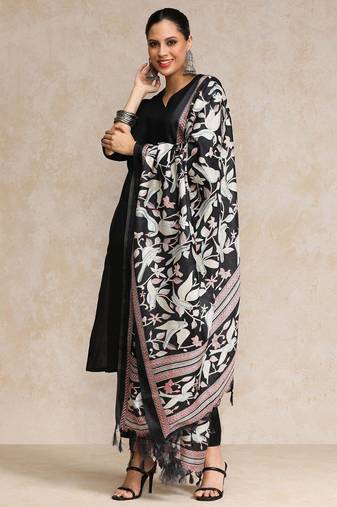 Women Regular Kurta with Trousers & With Dupatta