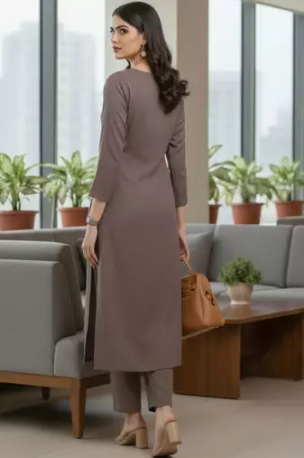 Women Regular Thread Work Silk Crepe Kurta with Trousers