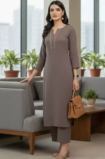 Women Regular Thread Work Silk Crepe Kurta with Trousers