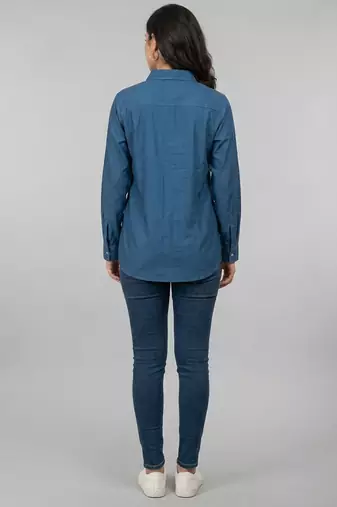 Blue leaf embroidered shirt