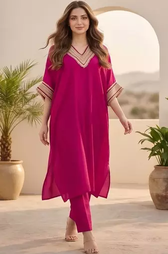 Women Dyed Regular Gotta Patti Kurta with Trousers