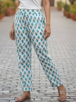 Women Floral Printed Regular Pure Cotton Kurta with Trousers & With Dupatta 3