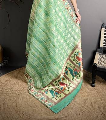 green slub cotton blend printed saree with unstitched blouse piece. 4