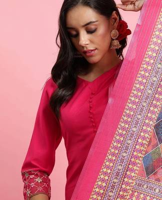 V-Neck Thread Work Kurta With Trousers & Dupatta 2
