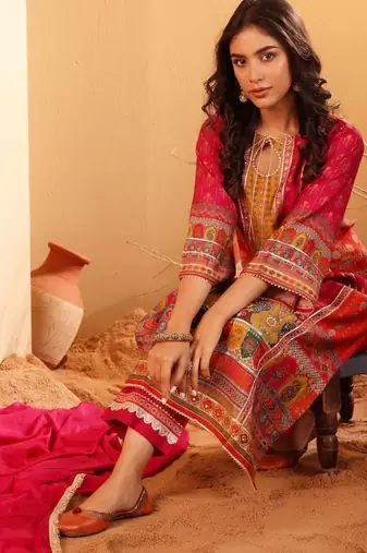 Ethnic Motifs Printed Sequinned Chanderi Silk Kurta with Trousers And Dupatta