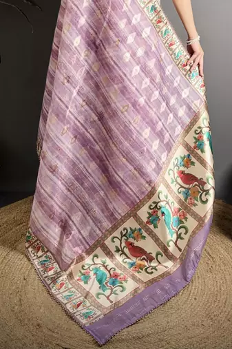 lilac slub cotton blend printed saree with unstitched blouse piece.