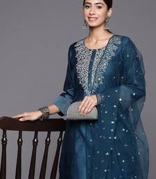 Floral zari Embroidered Chanderi Silk Kurta with Trousers & Dupatta