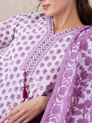 Floral Printed V-Neck Empire  Cotton Anarkali Kurta With Trouser And Dupatta 3