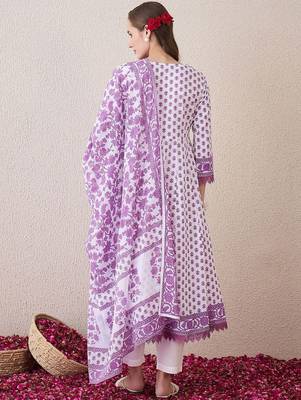 Floral Printed V-Neck Empire  Cotton Anarkali Kurta With Trouser And Dupatta 6