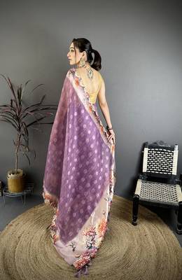 wine premium cotton blend printed saree with unstitched blouse piece. 4