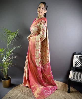 cream tissue silk blend kanjeevaram zari woven saree with unstitched blouse piece. 3