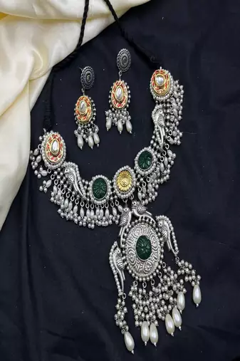 Oxidized silver indian choker set | boho kundan pearl necklace
