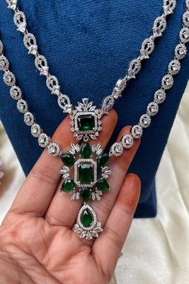 Emerald green zirconia necklace set: pakistani bridal jewelry 3