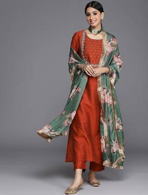 Women Maroon Yoke Embroidered Kurta with Trouser & Printed Dupatta 1