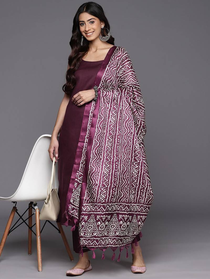 Violet Solid Sleeveless Kurta With Trousers & Bandhani Printed Dupatta