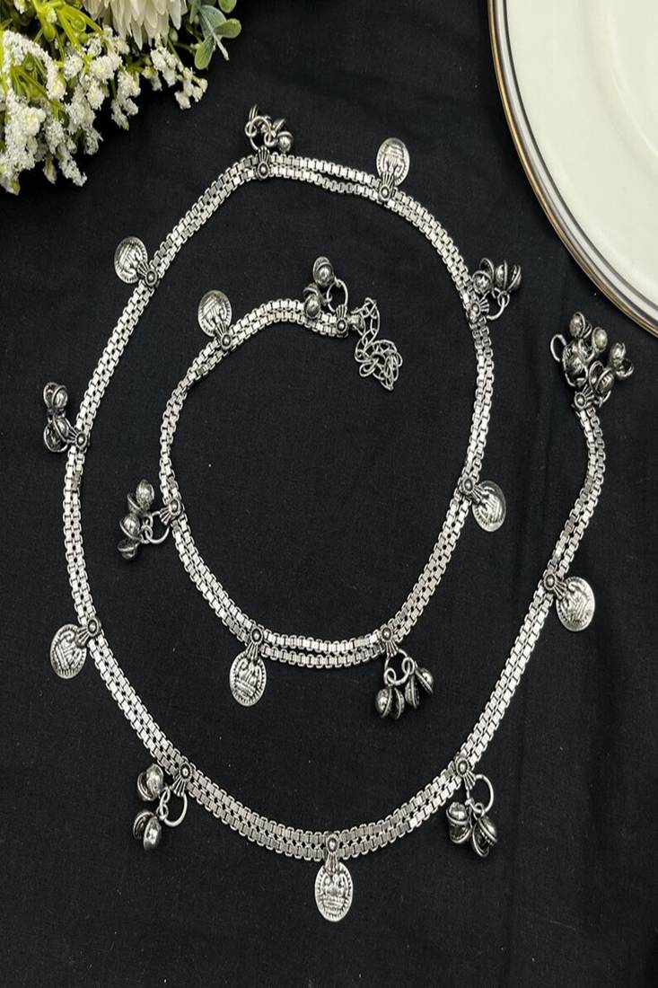 Silver oxidized kamarbandh for women, traditional indian waist belt, boho coin charm kamarpatta