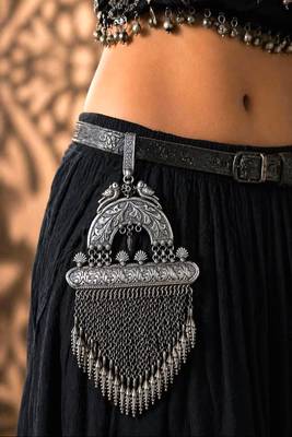 Handcrafted oxidized silver saree chabi challa, indian ethnic waist keychain 1