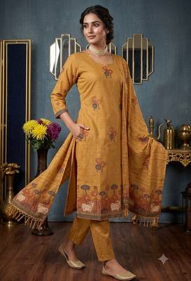 Gold handwoven jamdani cotton suit 2