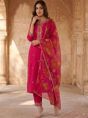 Women Floral Embroidered Regular Kurta with Trousers & With Dupatta 6