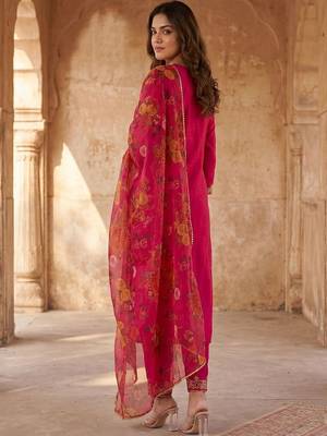 Women Floral Embroidered Regular Kurta with Trousers & With Dupatta 7