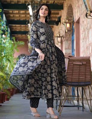 Black Floral Printed  Cotton Anarkali Kurta With Trousers & Dupatta 1