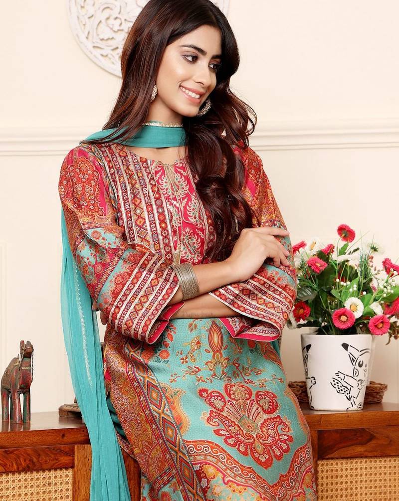 Ethnic Motifs Printed Chanderi Silk Kurta With Trousers And Dupatta