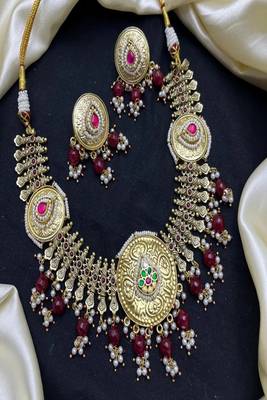 Antique gold kundan necklace set | indian bridal jewelry with pearls & red stones 3
