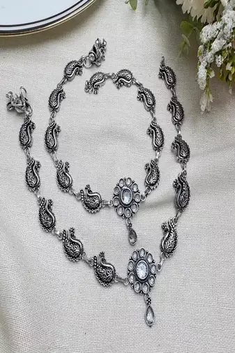 Boho oxidized silver anklet, indian peacock payal, white crystal flower foot jewelry