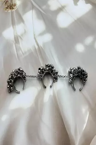 Oxidized ghungroo ring