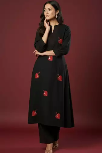 Women Ethnic Motifs Embroidered Regular Thread Work Kurta with Trousers