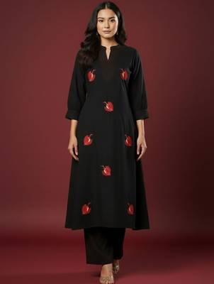 Women Ethnic Motifs Embroidered Regular Thread Work Kurta with Trousers 4