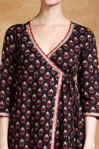 Women V-Neck Floral Printed Angrakha Kurta with Trousers & Dupatta