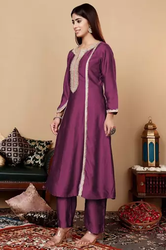 Yoke Design Regular Sequinned Kurta with Trousers & With Dupatta