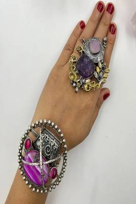 Chunky boho statement jewelry: raw amethyst ring & pink agate mantra cuff bracelet 1