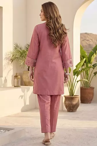 Women Ethnic Motifs Embroidered Regular Thread Work Kurta with Trousers