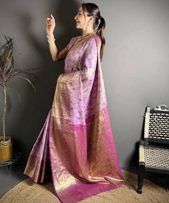 lavender kanjeevaram silk blend zari woven saree with unstitched blouse piece. 3