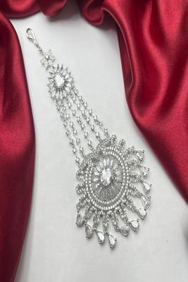 Silver-finished bridal passa  zircon studded jhumar hair jewelry for weddings 4